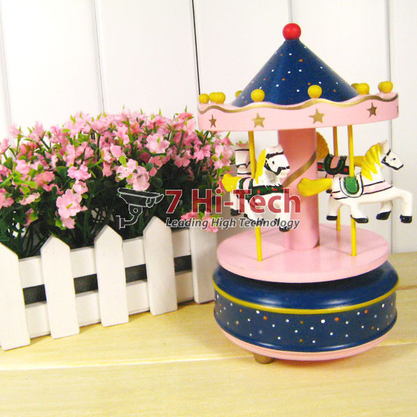 Hộp Nhạc Ngựa Gỗ 01